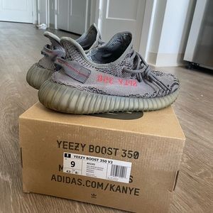 Yeezy Beluga V2 2.0 size9 9